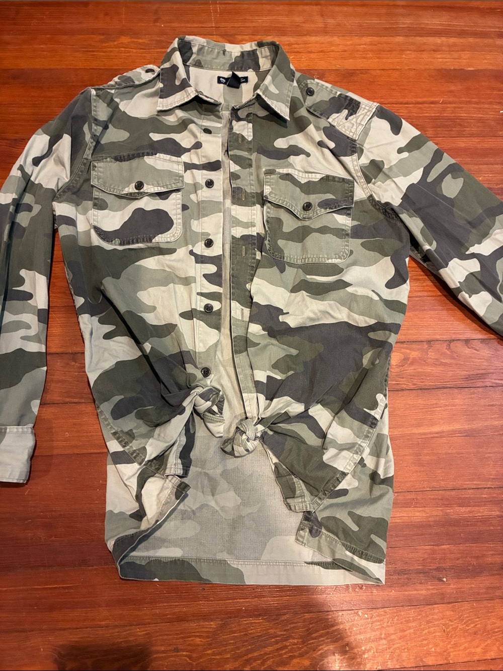 GAP Women's Green Camouflage Button-Down Shirt